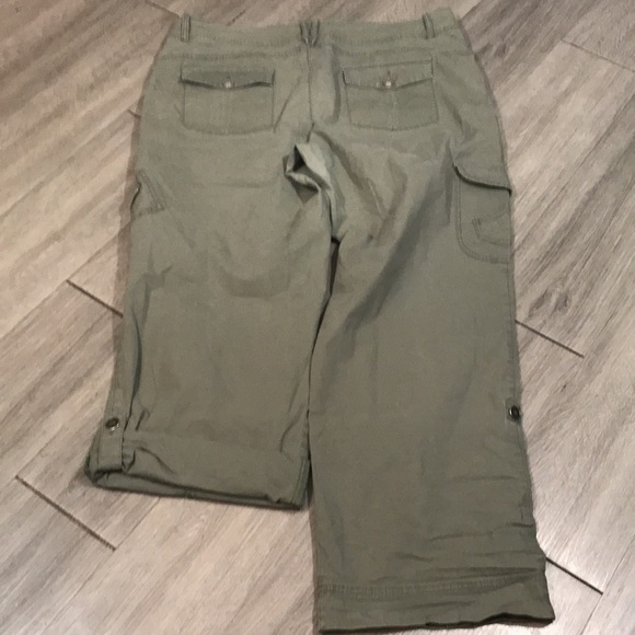 Style & Co Olive Green Stretch Cotton Twill Roll-Up Cargo Pants size 16 - Picture 2 of 9